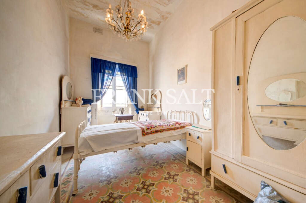 Birkirkara, 2 Bedrooms Bedrooms, ,1 BathroomBathrooms,For Sale,FRSA-922032