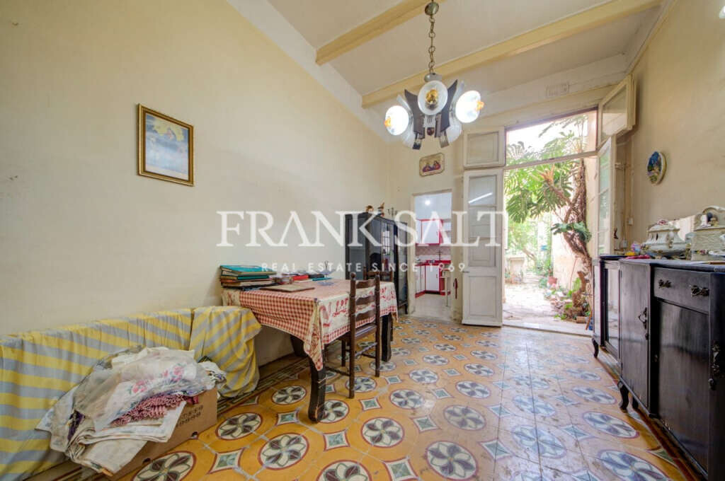 Birkirkara, 2 Bedrooms Bedrooms, ,1 BathroomBathrooms,For Sale,FRSA-922032
