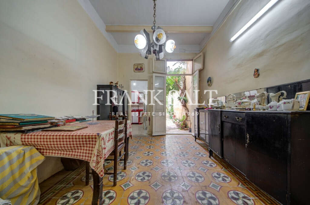 Birkirkara, 2 Bedrooms Bedrooms, ,1 BathroomBathrooms,For Sale,FRSA-922032