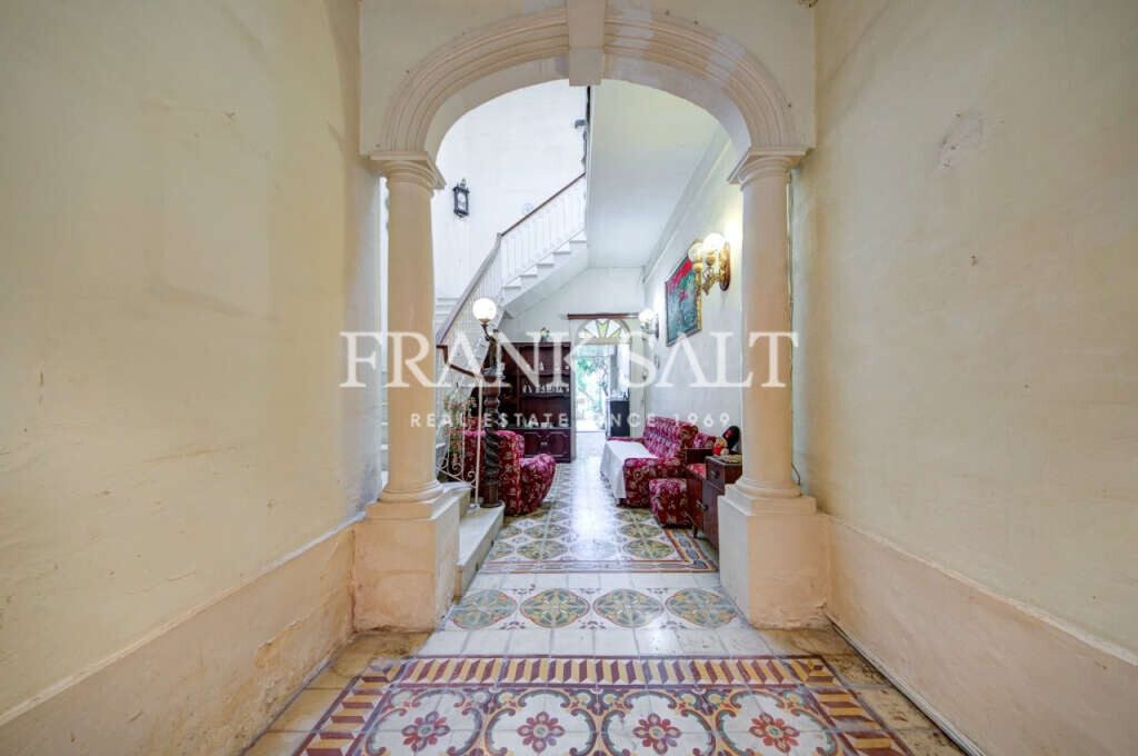 Birkirkara, 2 Bedrooms Bedrooms, ,1 BathroomBathrooms,For Sale,FRSA-922032