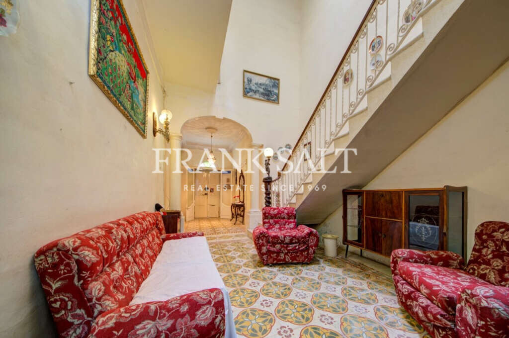 Birkirkara, 2 Bedrooms Bedrooms, ,1 BathroomBathrooms,For Sale,FRSA-922032