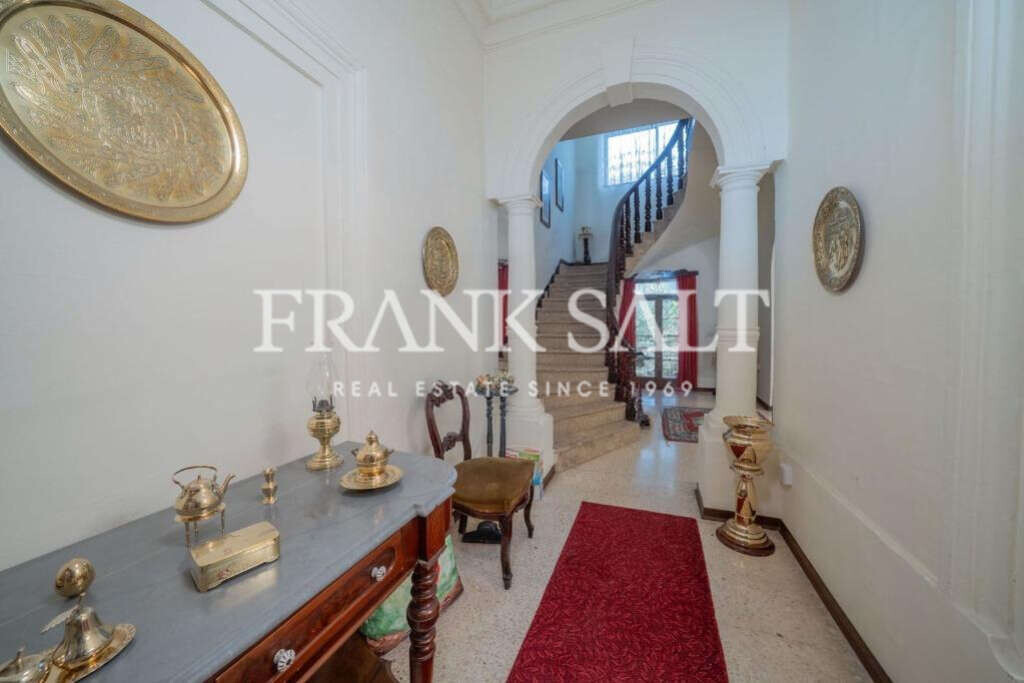 Luqa, 3 Bedrooms Bedrooms, ,2 BathroomsBathrooms,For Sale,FRSA-922308