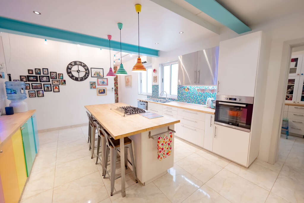 Mellieha, 5 Bedrooms Bedrooms, ,3 BathroomsBathrooms,For Sale,FRSA-922760