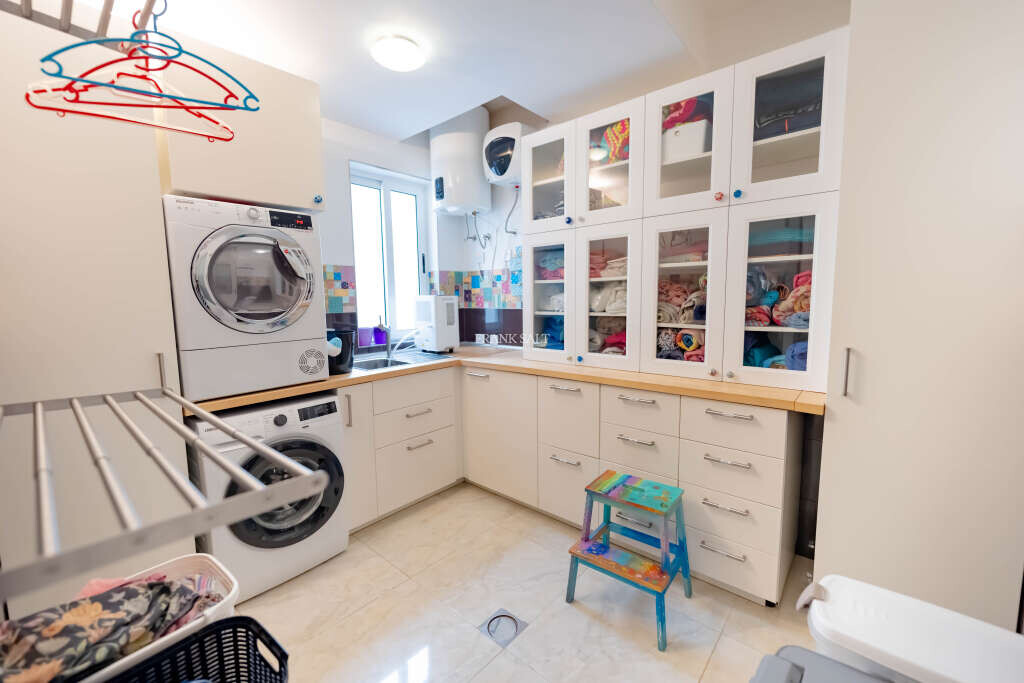 Mellieha, 5 Bedrooms Bedrooms, ,3 BathroomsBathrooms,For Sale,FRSA-922760