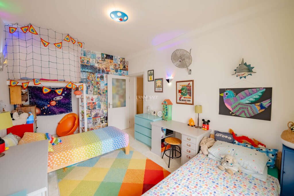 Mellieha, 5 Bedrooms Bedrooms, ,3 BathroomsBathrooms,For Sale,FRSA-922760