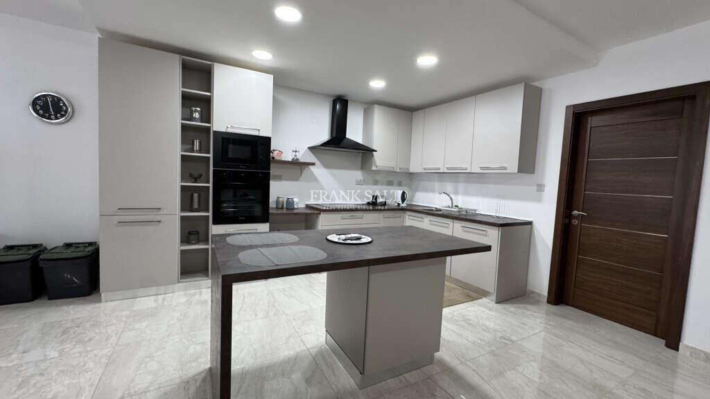 Tal-Ibrag, 3 Bedrooms Bedrooms, ,For Sale,FRSA-922698