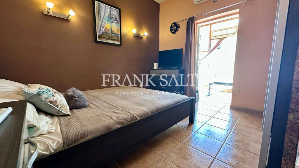 St Pauls Bay, 2 Bedrooms Bedrooms, ,1 BathroomBathrooms,For Sale,FRSA-922688