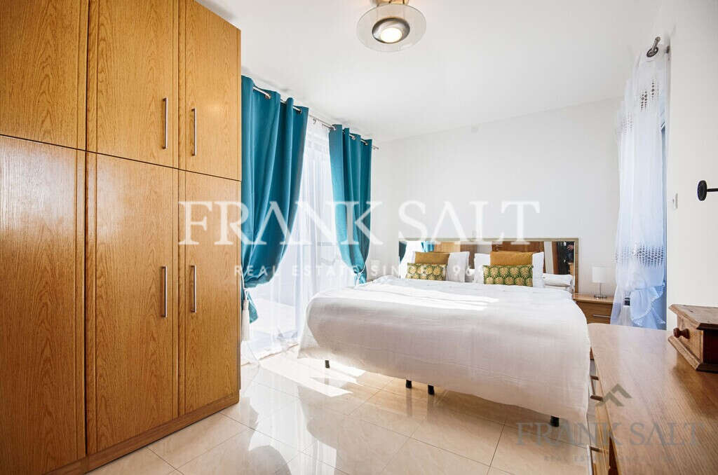 Swieqi, 3 Bedrooms Bedrooms, ,3 BathroomsBathrooms,For Sale,FRSA-922410