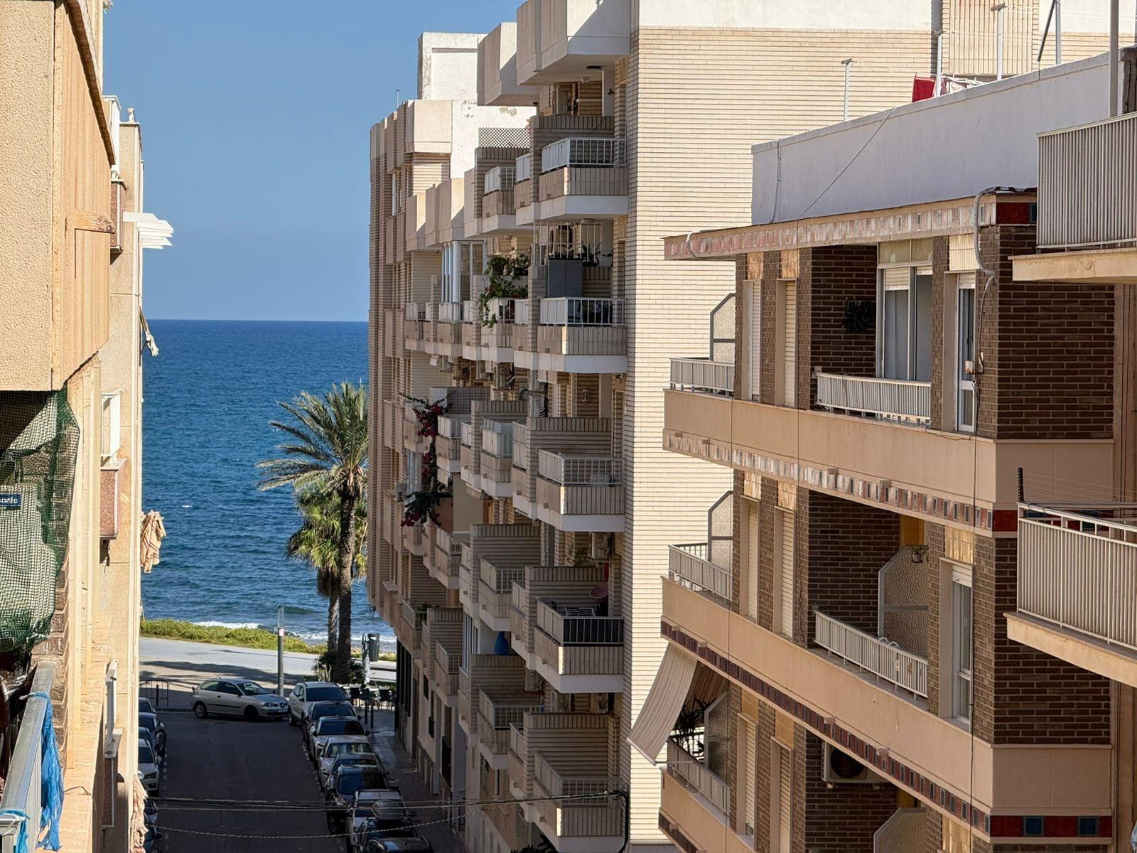 3 Bed, 2 Bath, ApartmentFor Sale, Torrevieja, Alicante