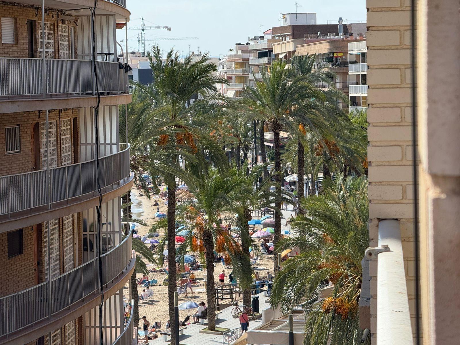 3 Bed, 2 Bath, ApartmentFor Sale, Torrevieja, Alicante