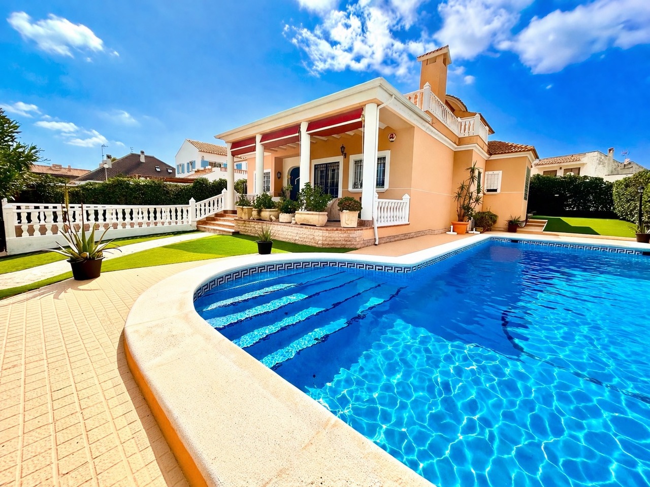 6 Bed, 5 Bath, HouseFor Sale, La Mata, Alicante