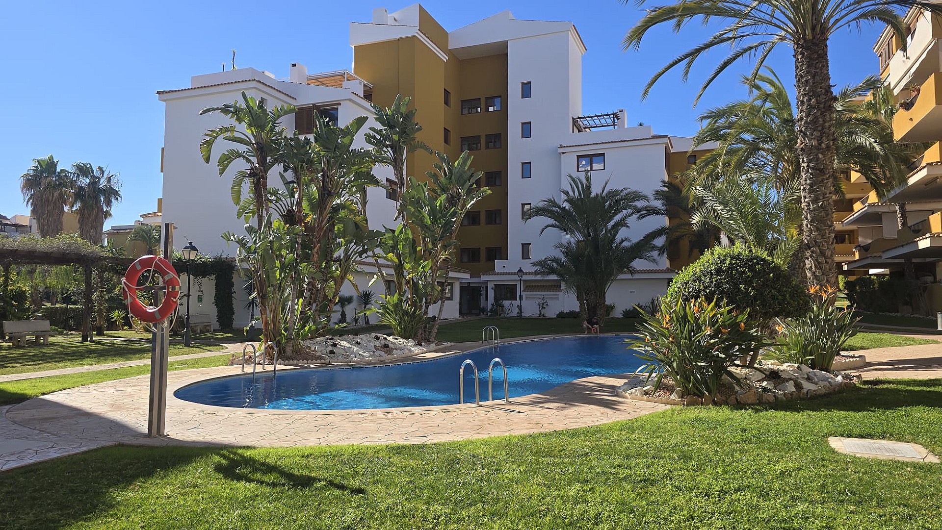2 Bed, 2 Bath, ApartmentFor Sale, Punta Prima, Alicante