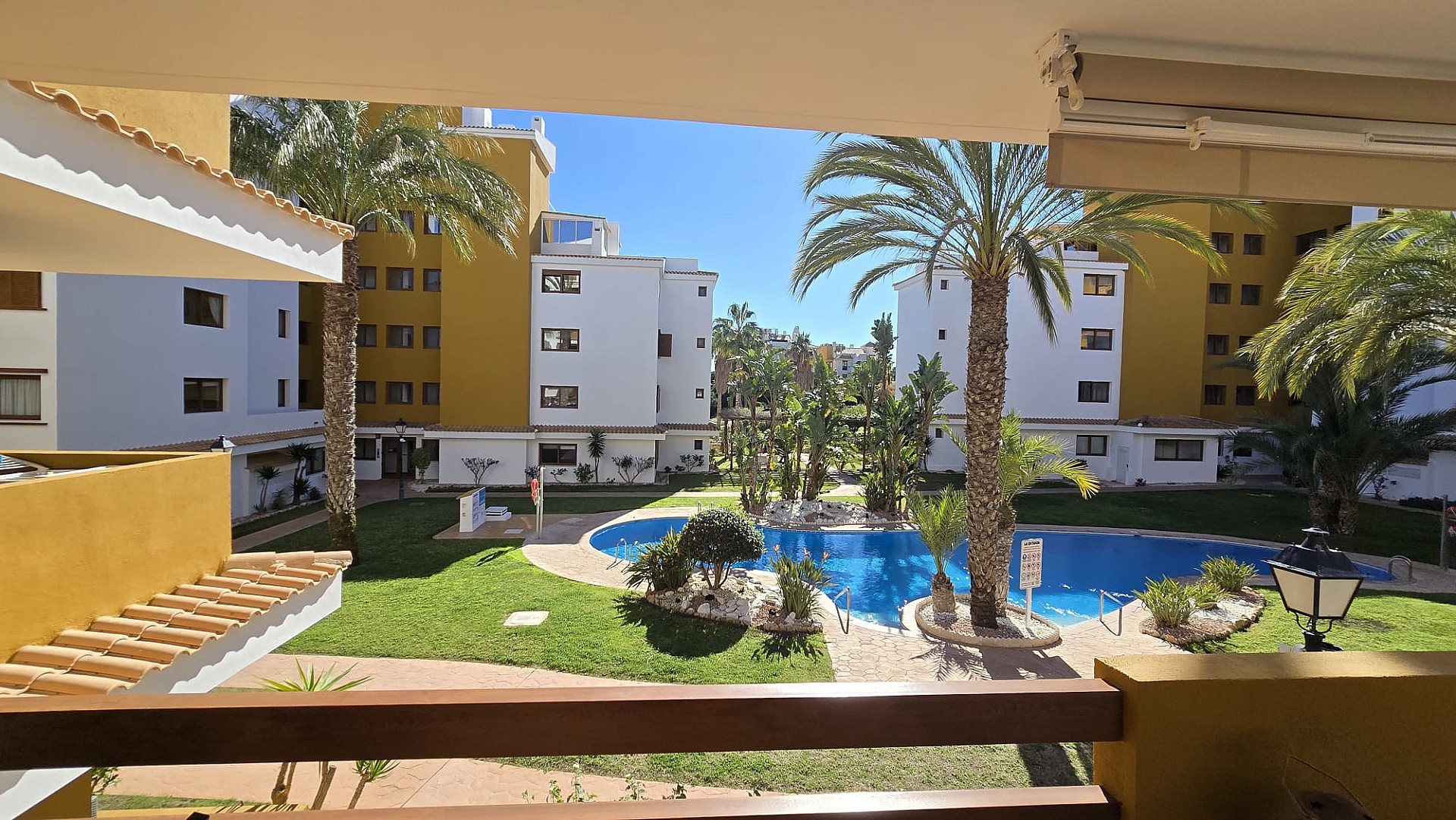 2 Bed, 2 Bath, ApartmentFor Sale, Punta Prima, Alicante