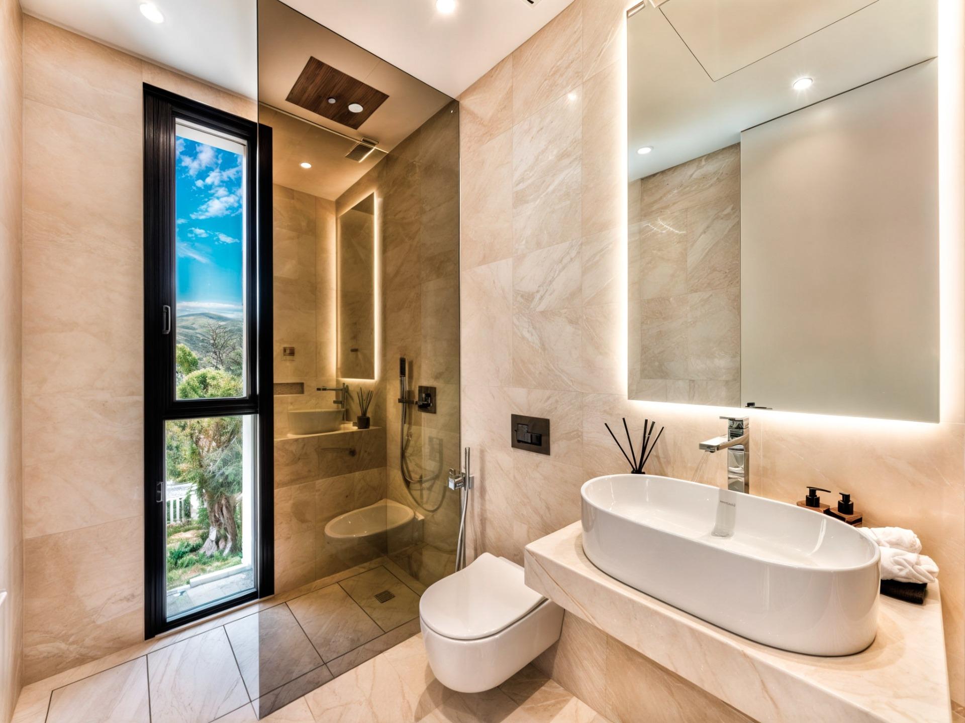 6 Bed, 6 Bath, HouseFor Sale, Marbella, Malaga