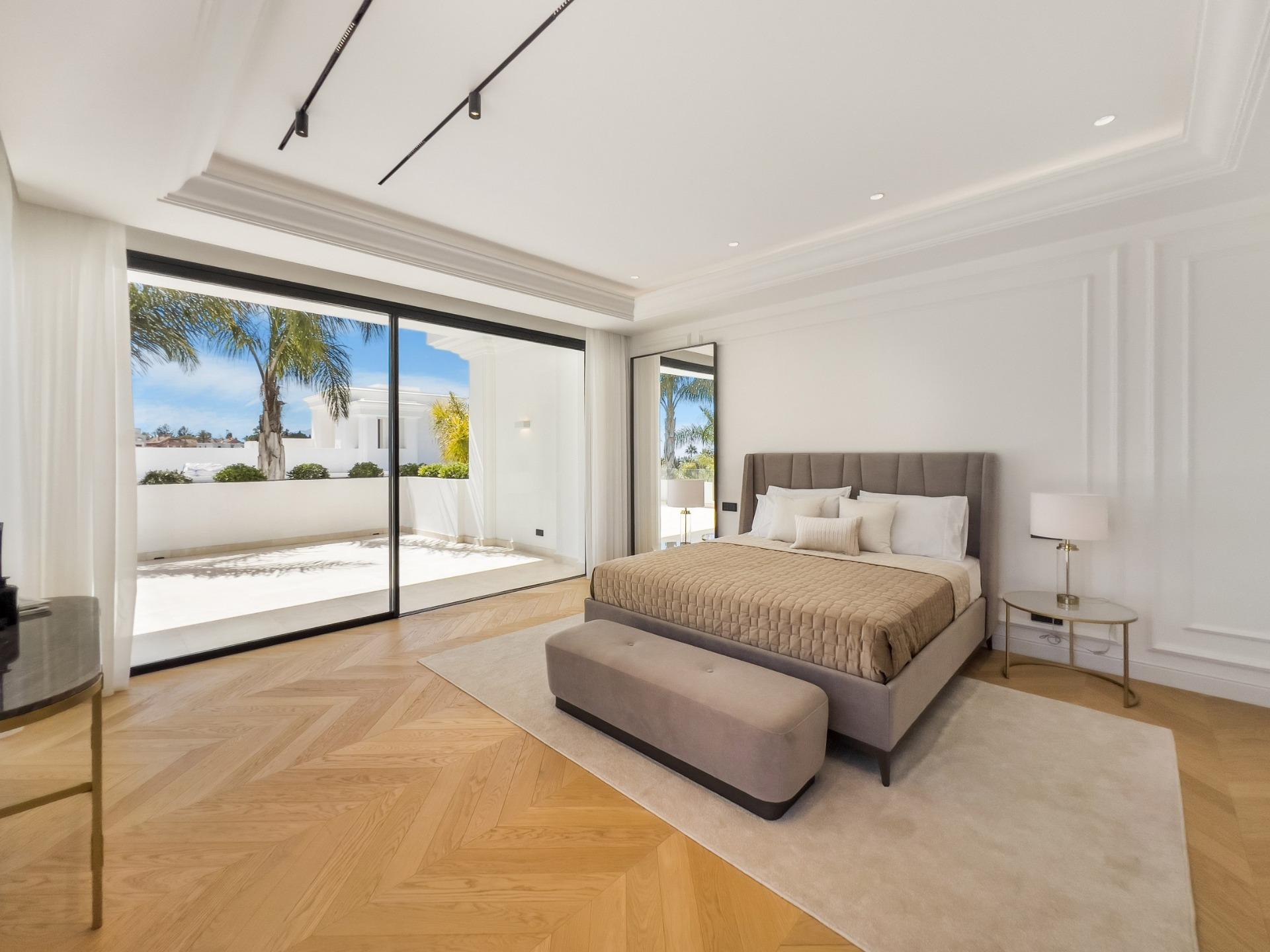 6 Bed, 6 Bath, HouseFor Sale, Marbella, Malaga