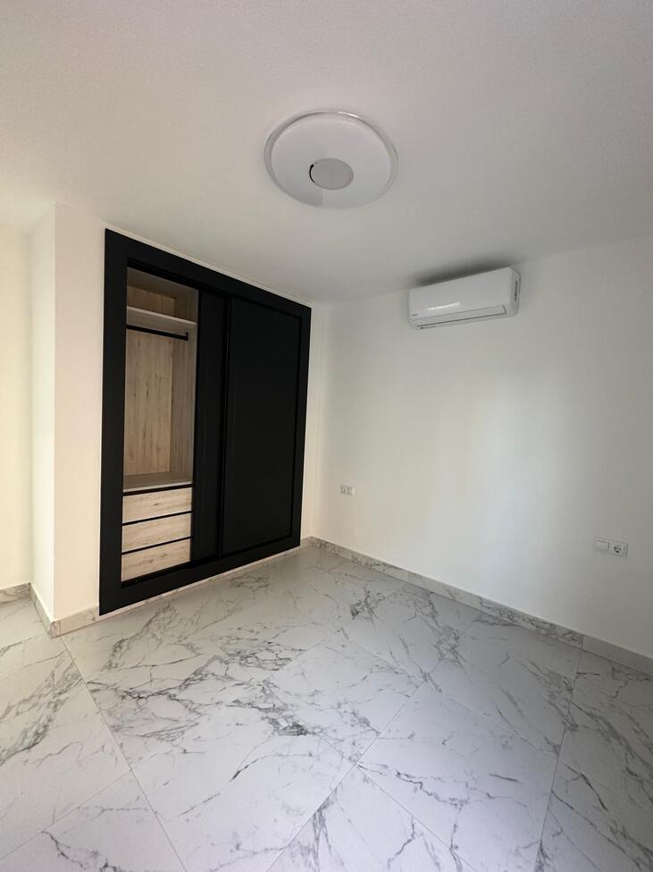 3 Bed, 1 Bath, ApartmentFor Sale, Torrevieja, Alicante