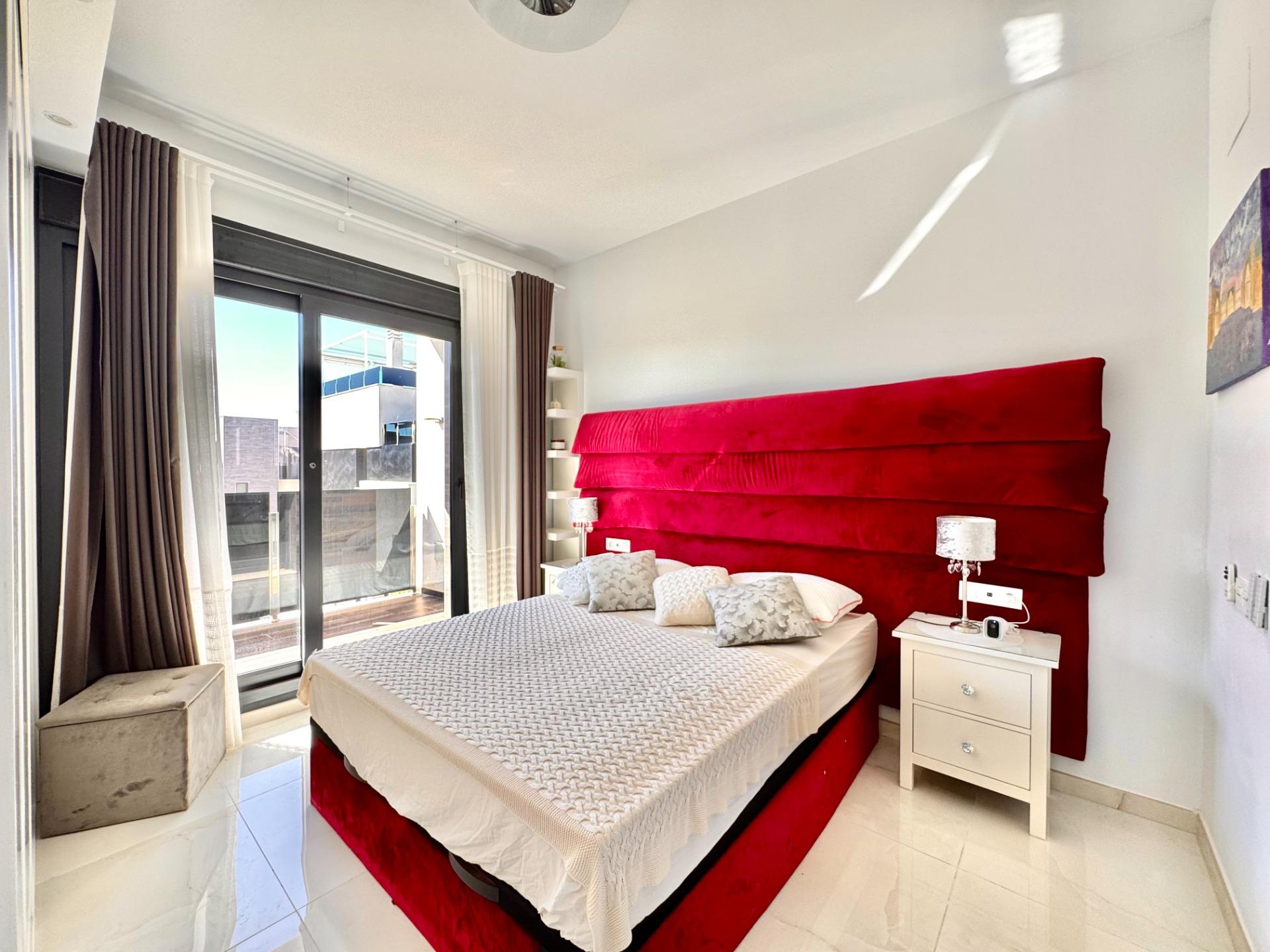 4 Bed, 4 Bath, HouseFor Sale, Orihuela Costa, Alicante