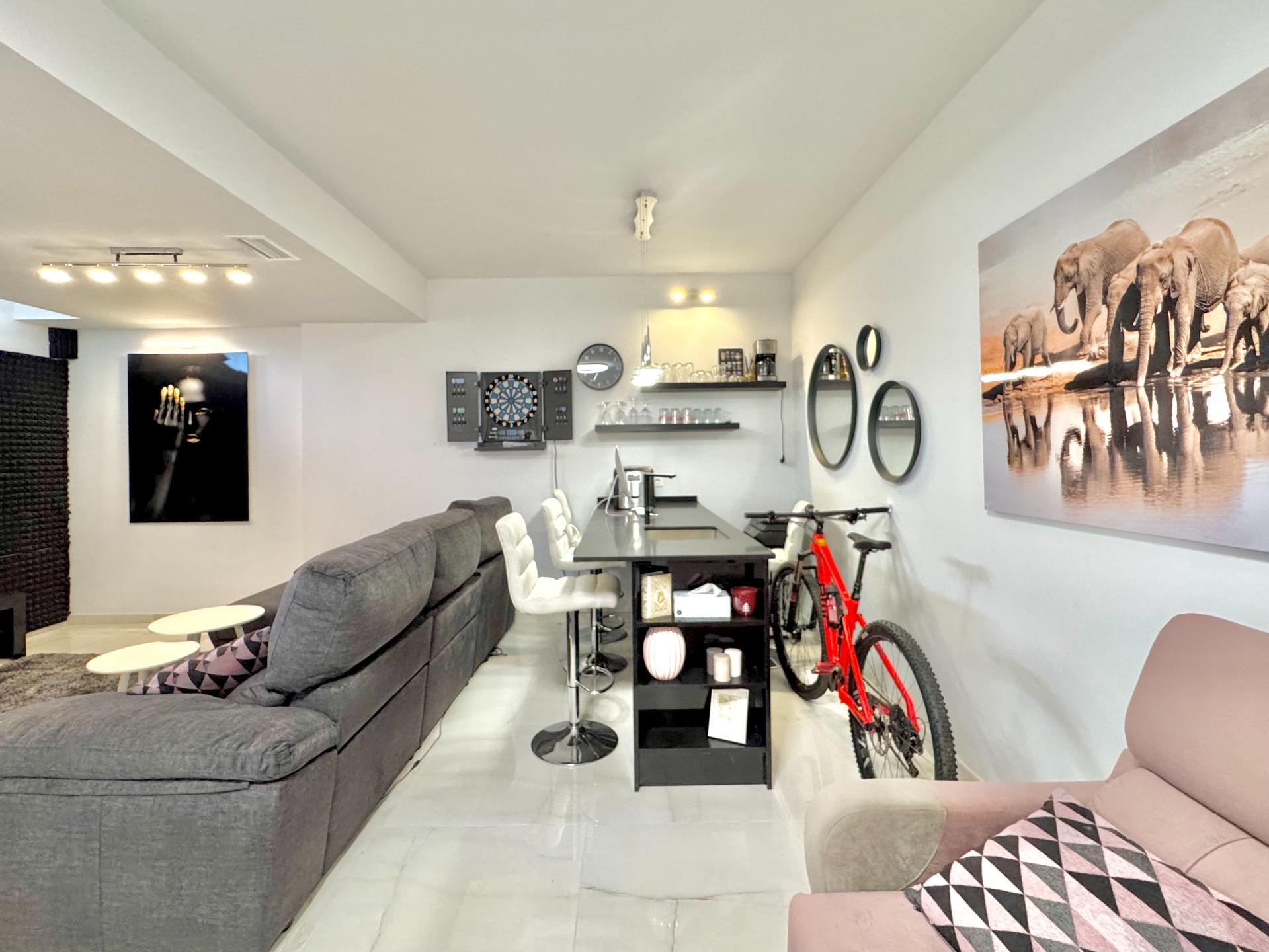 4 Bed, 4 Bath, HouseFor Sale, Orihuela Costa, Alicante