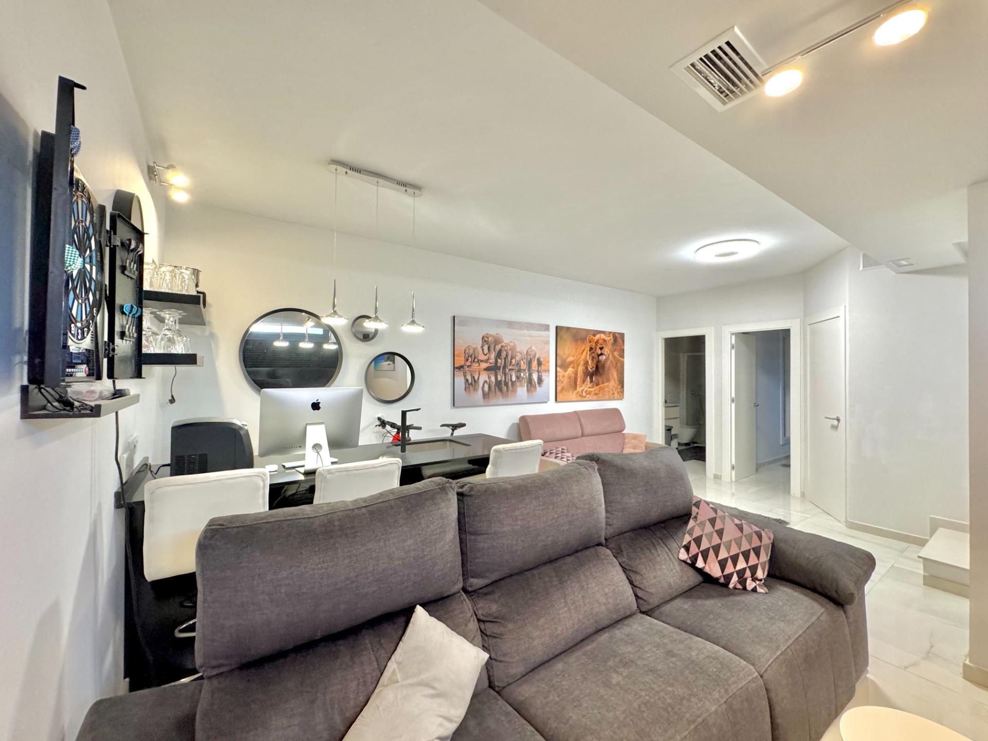 4 Bed, 4 Bath, HouseFor Sale, Orihuela Costa, Alicante