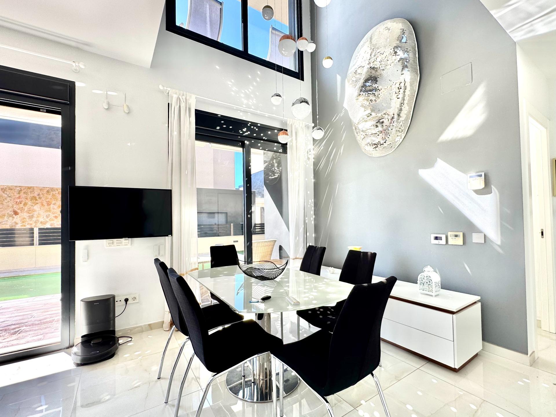 4 Bed, 4 Bath, HouseFor Sale, Orihuela Costa, Alicante