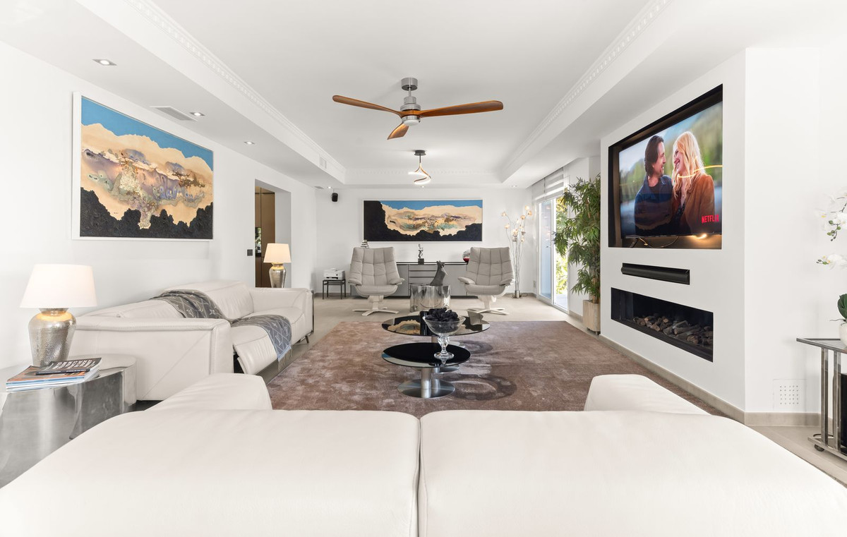 6 Bed, 6 Bath, HouseFor Sale, Atalaya, Malaga