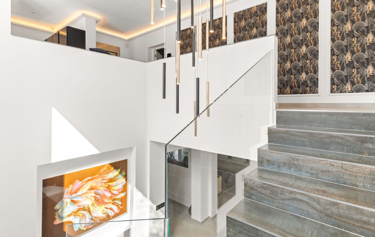 6 Bed, 6 Bath, HouseFor Sale, Atalaya, Malaga