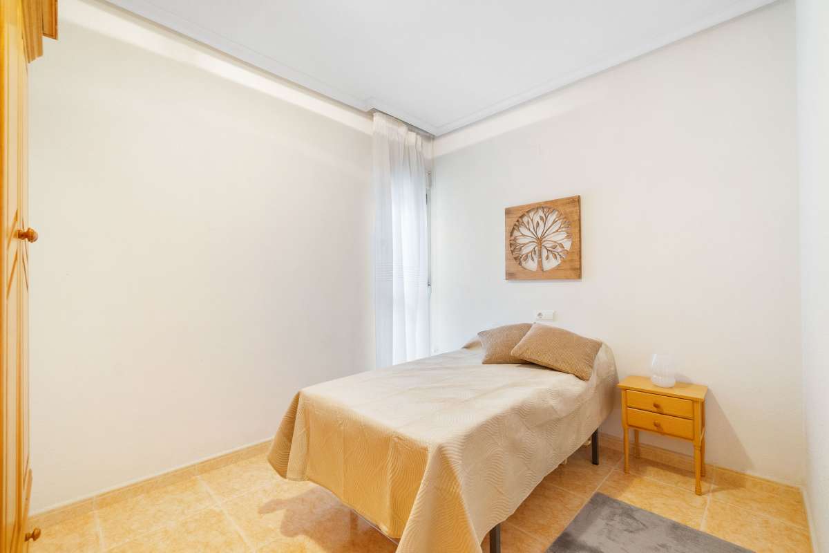 3 Bed, 2 Bath, ApartmentFor Sale, Torrevieja, Alicante