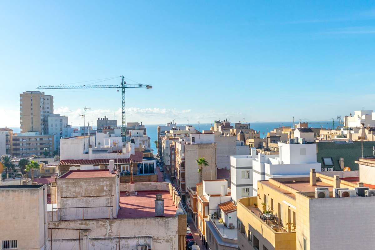 3 Bed, 2 Bath, ApartmentFor Sale, Torrevieja, Alicante