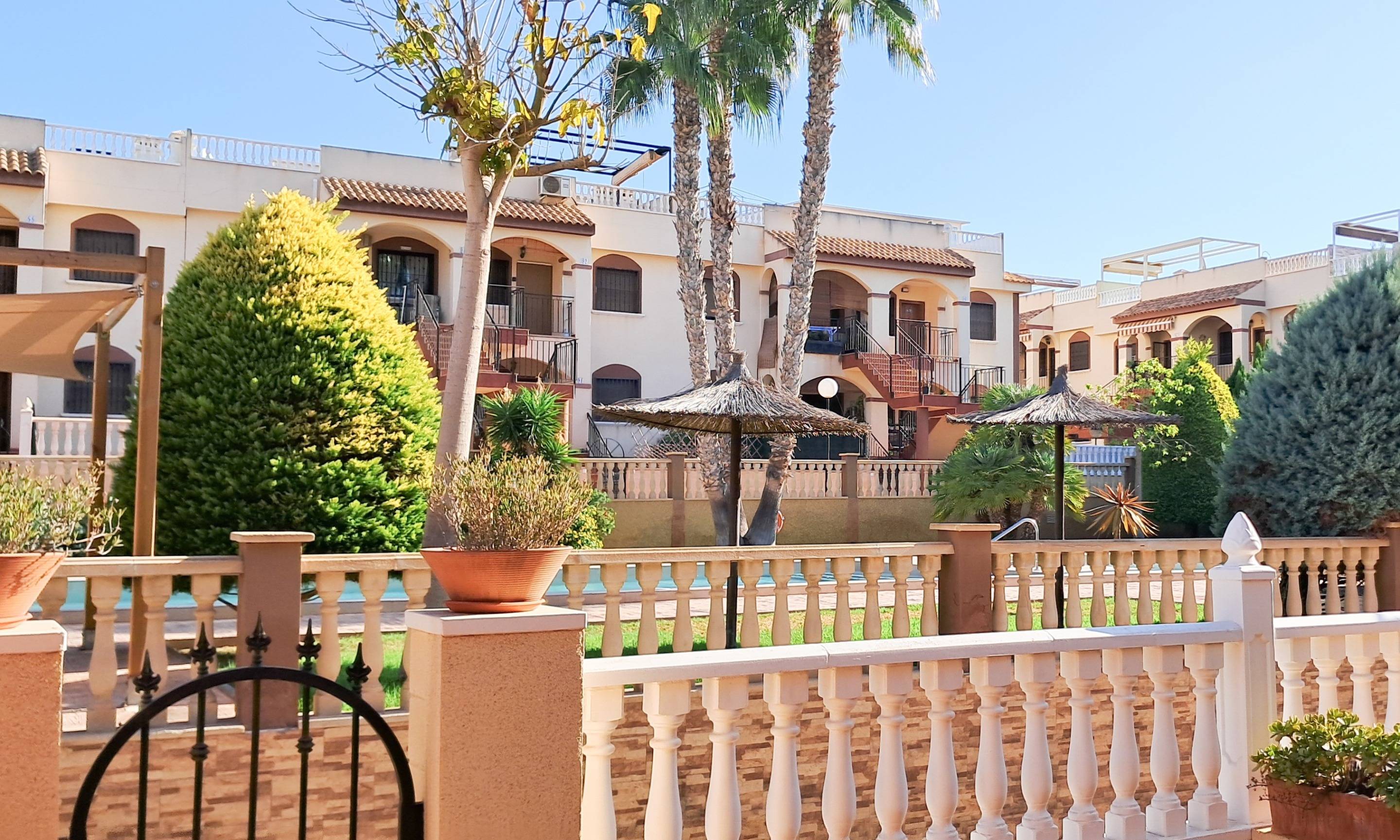 2 Bed, 1 Bath, ApartmentFor Sale, Torrevieja, Alicante