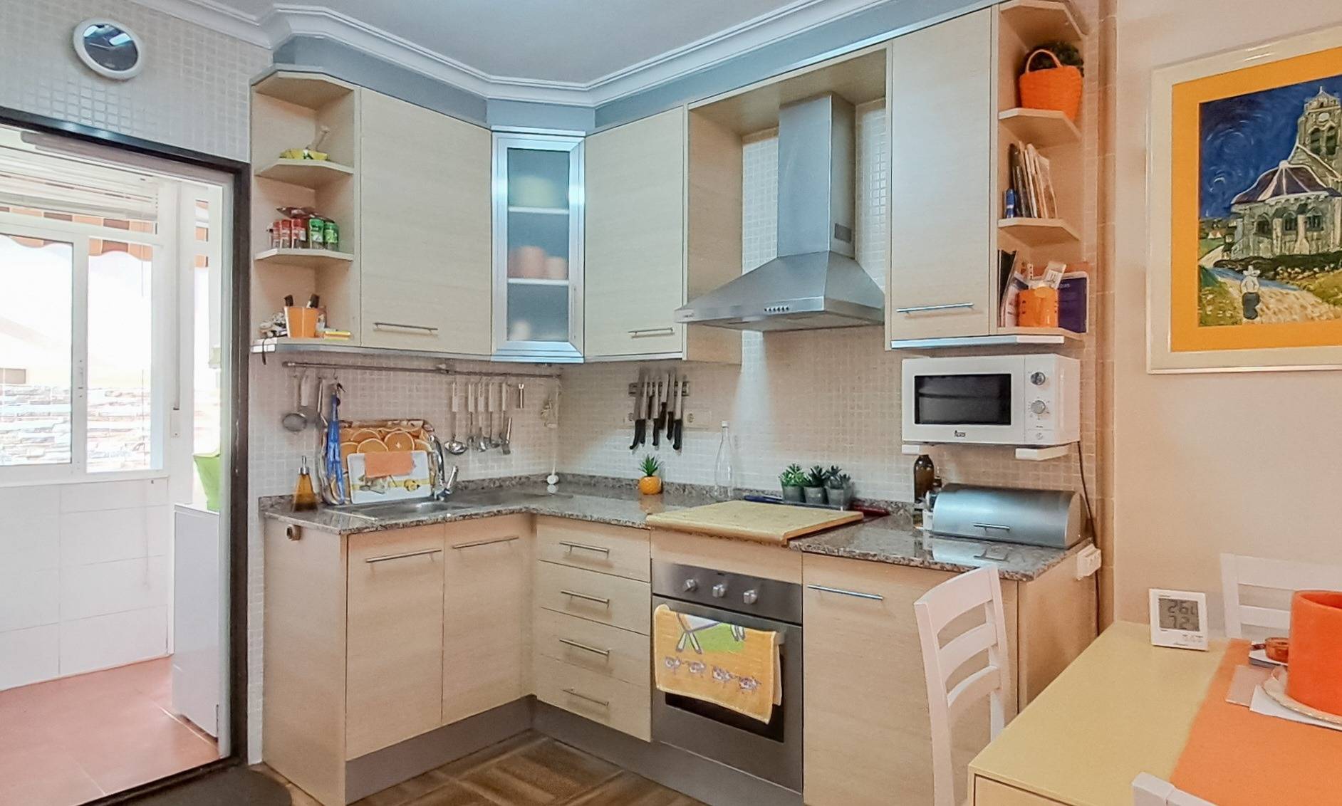 2 Bed, 1 Bath, ApartmentFor Sale, Torrevieja, Alicante