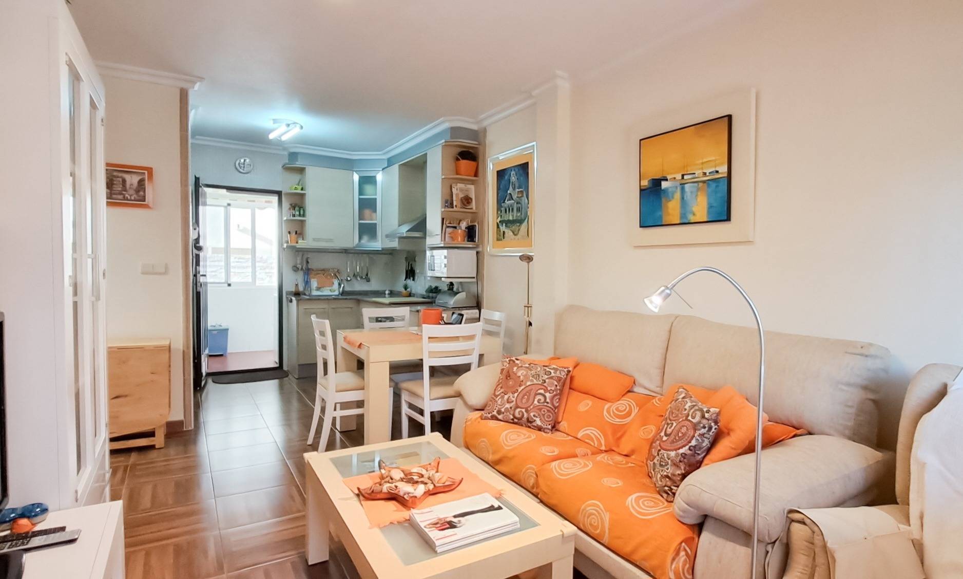 2 Bed, 1 Bath, ApartmentFor Sale, Torrevieja, Alicante