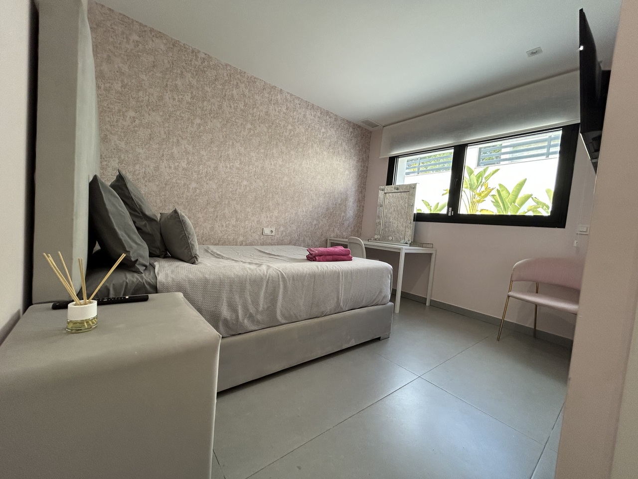 5 Bed, 4 Bath, HouseFor Sale, Los Balcones, Alicante