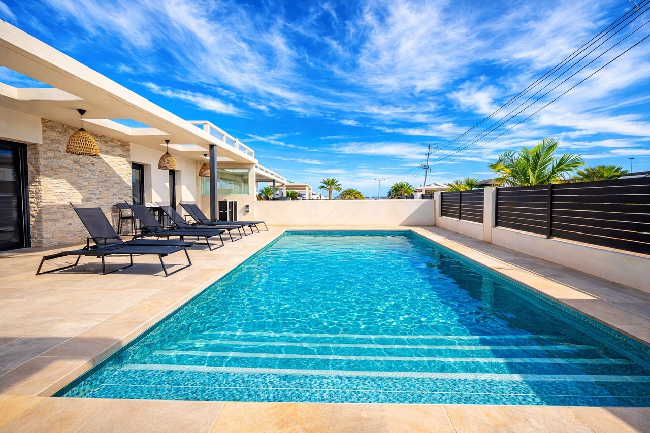 5 Bed, 4 Bath, HouseFor Sale, Los Balcones, Alicante