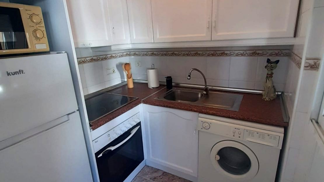 2 Bed, 1 Bath, ApartmentFor Sale, Torrevieja, Alicante