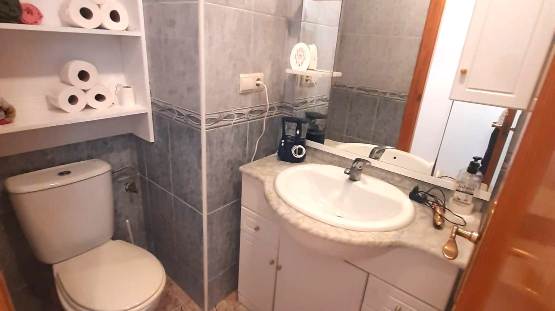2 Bed, 1 Bath, ApartmentFor Sale, Torrevieja, Alicante