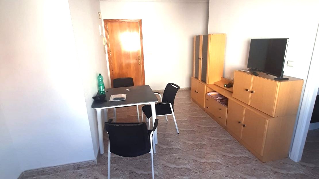 2 Bed, 1 Bath, ApartmentFor Sale, Torrevieja, Alicante