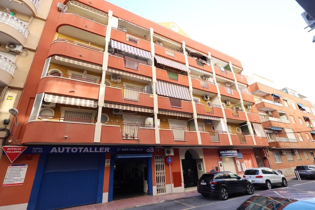 1 Bed, 1 Bath, ApartmentFor Sale, Torrevieja, Alicante