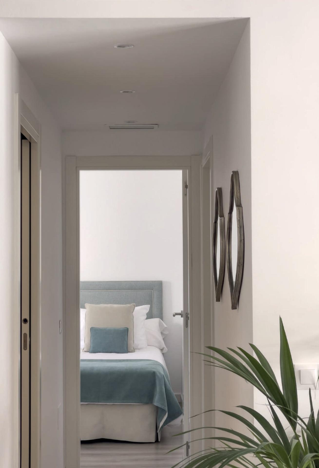 3 Bed, 2 Bath, ApartmentFor Sale, Marbella, Malaga