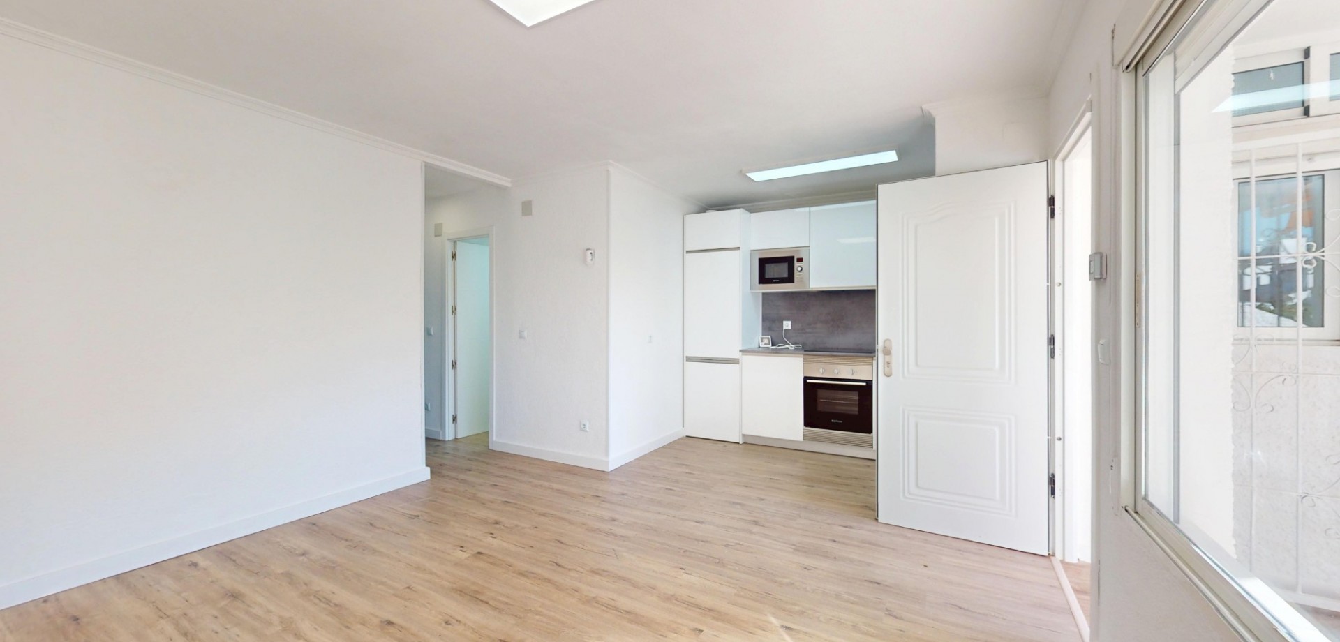 2 Bed, 1 Bath, ApartmentFor Sale, Orihuela Costa, Alicante