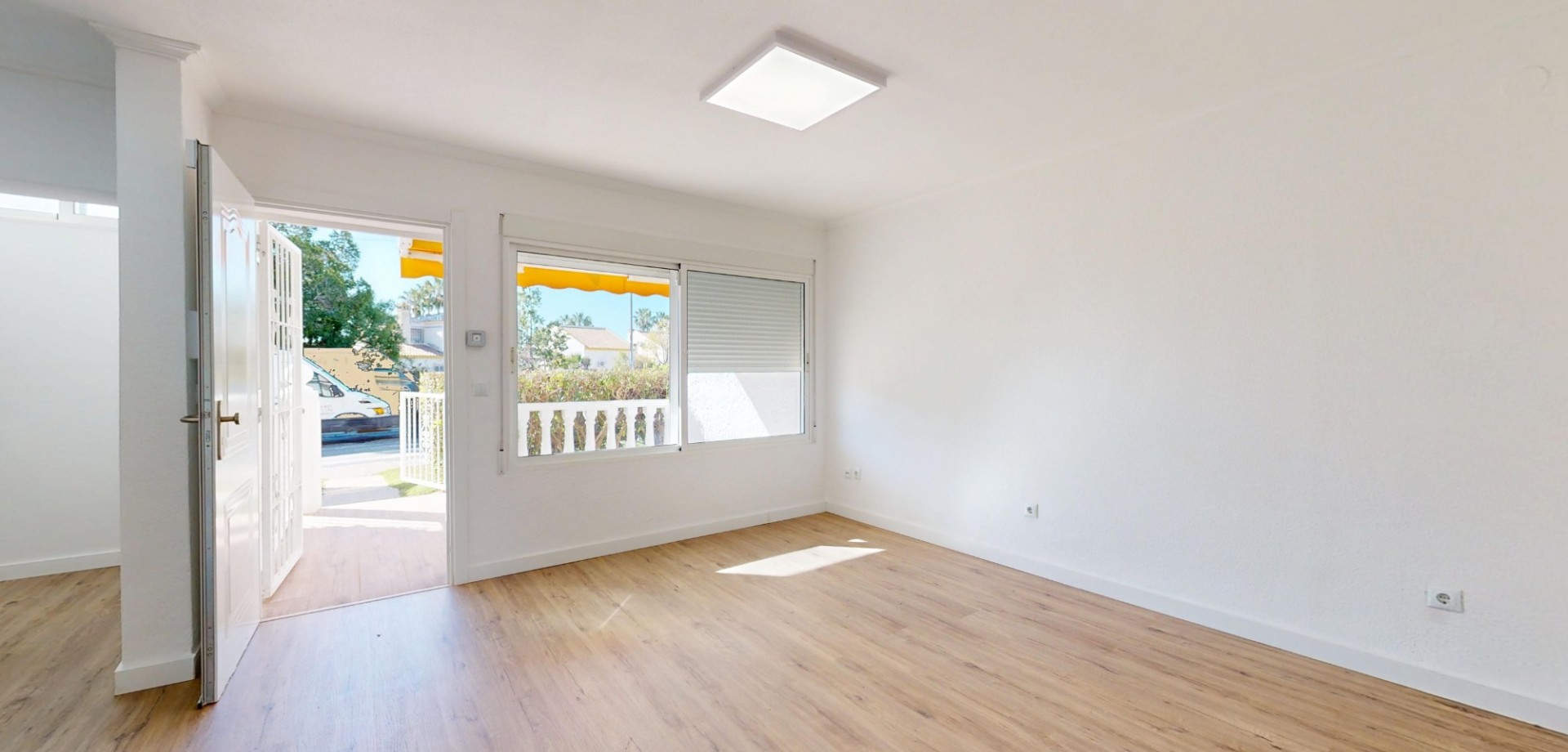 2 Bed, 1 Bath, ApartmentFor Sale, Orihuela Costa, Alicante