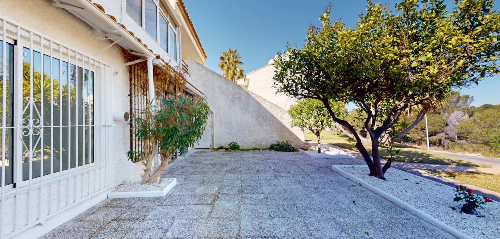 2 Bed, 1 Bath, ApartmentFor Sale, Orihuela Costa, Alicante