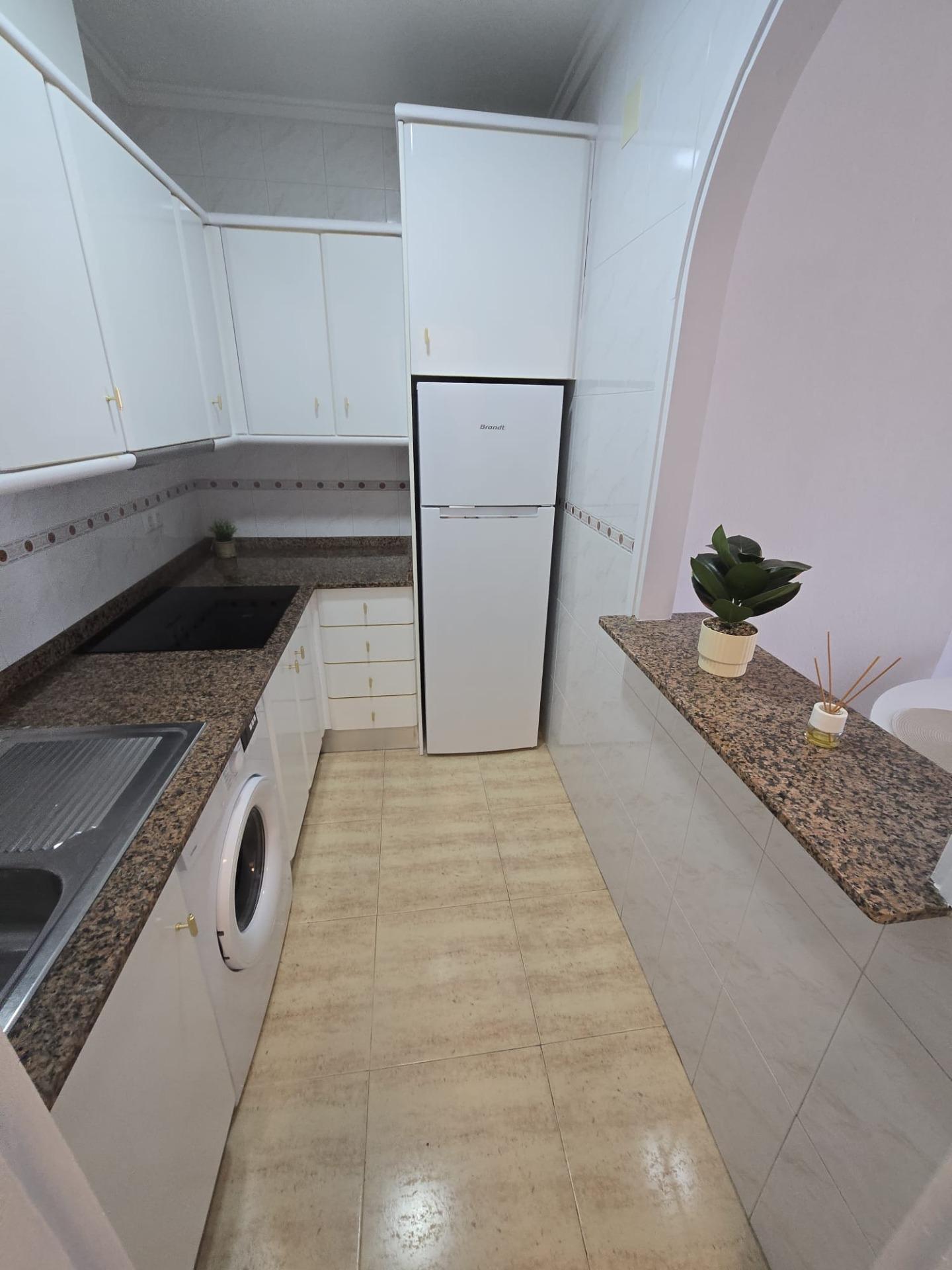 1 Bed, 1 Bath, ApartmentFor Sale, Torrevieja, Alicante