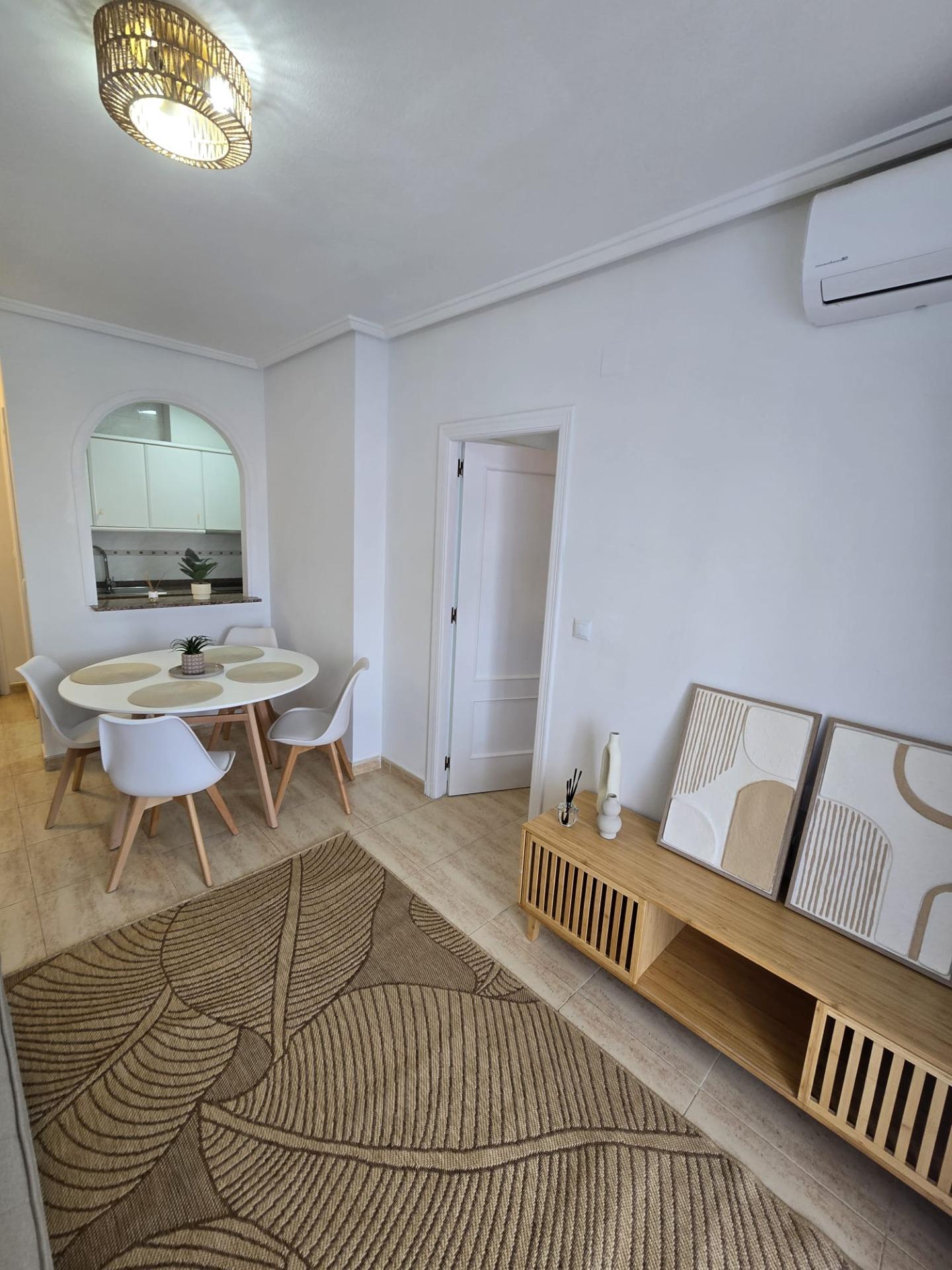 1 Bed, 1 Bath, ApartmentFor Sale, Torrevieja, Alicante