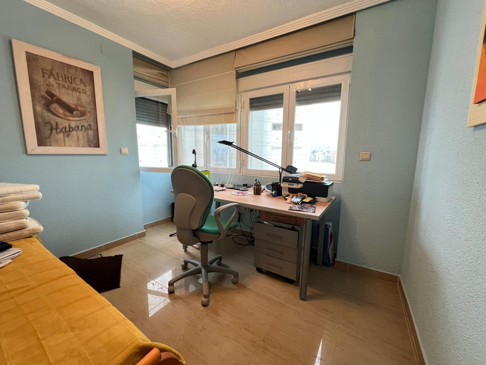 3 Bed, 2 Bath, ApartmentFor Sale, Benidorm, Alicante