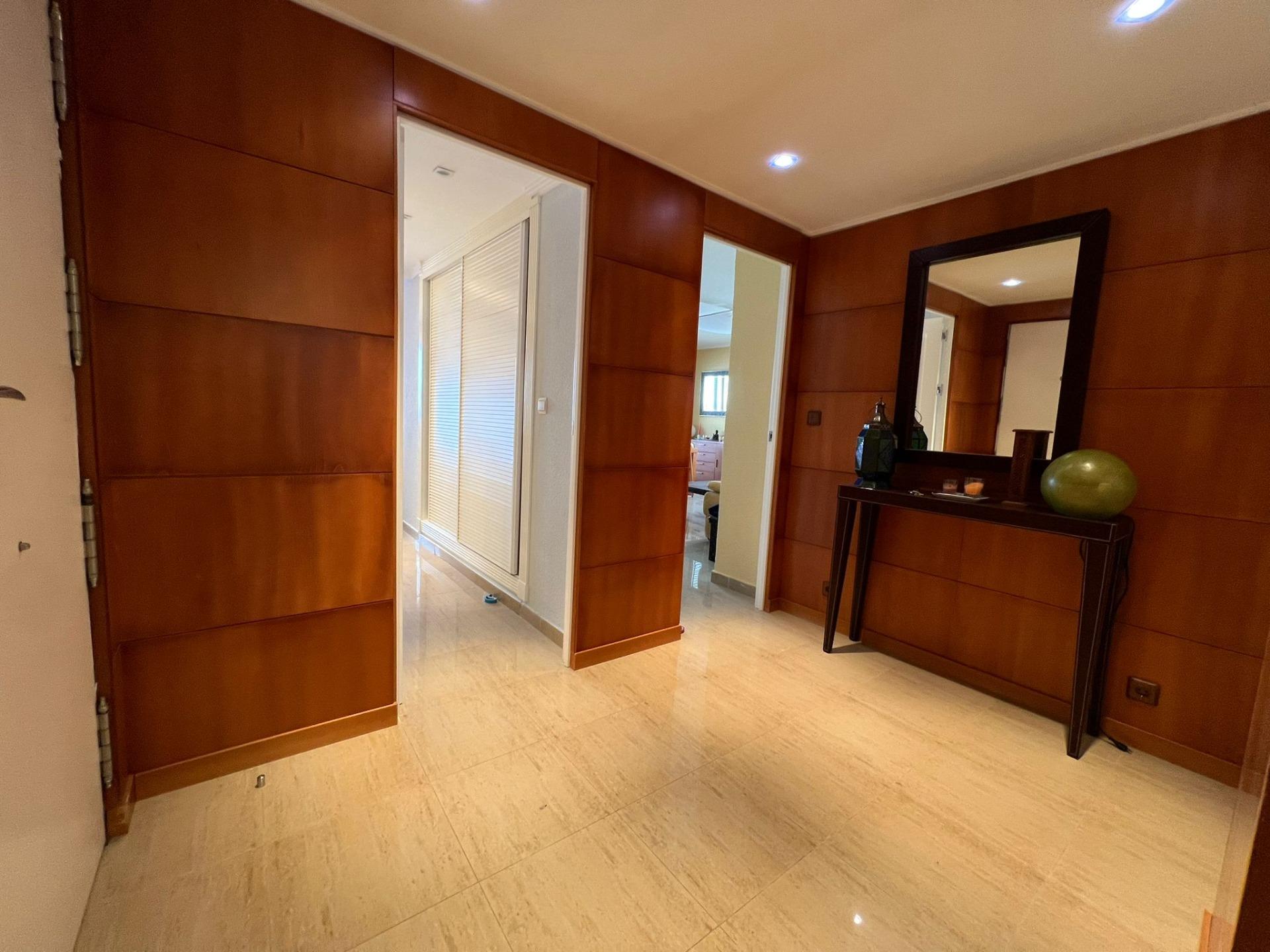 3 Bed, 2 Bath, ApartmentFor Sale, Benidorm, Alicante