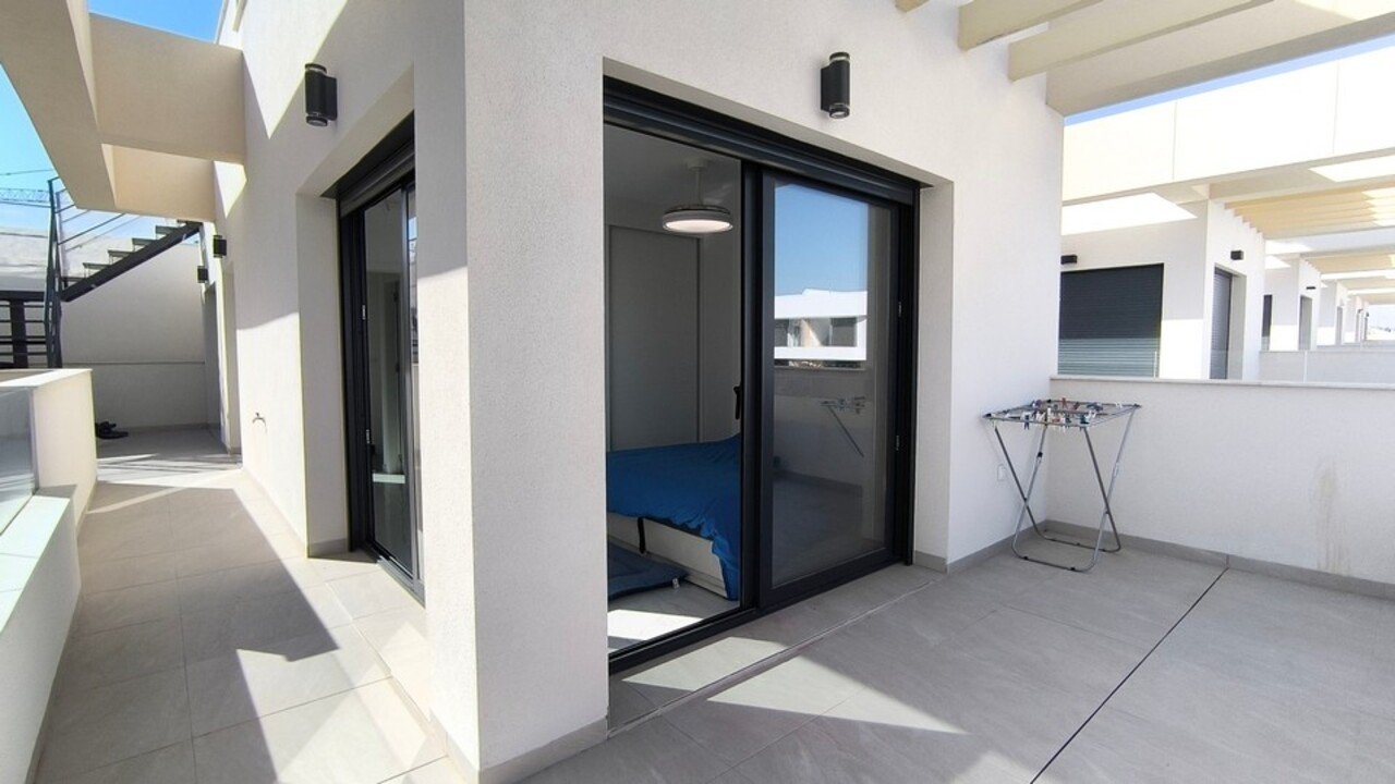 3 Bed, 2 Bath, HouseFor Sale, La Herrada, Alicante