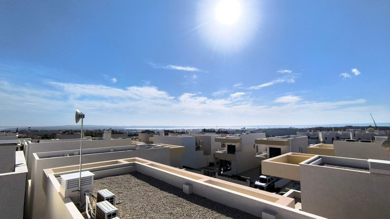 3 Bed, 2 Bath, HouseFor Sale, La Herrada, Alicante