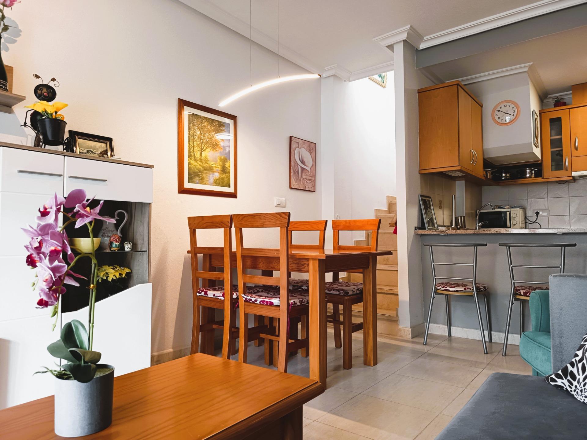 2 Bed, 1 Bath, ApartmentFor Sale, Orihuela Costa, Alicante