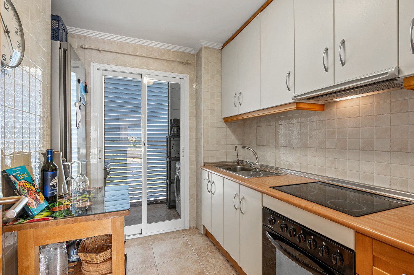 2 Bed, 2 Bath, ApartmentFor Sale, Torrevieja, Alicante