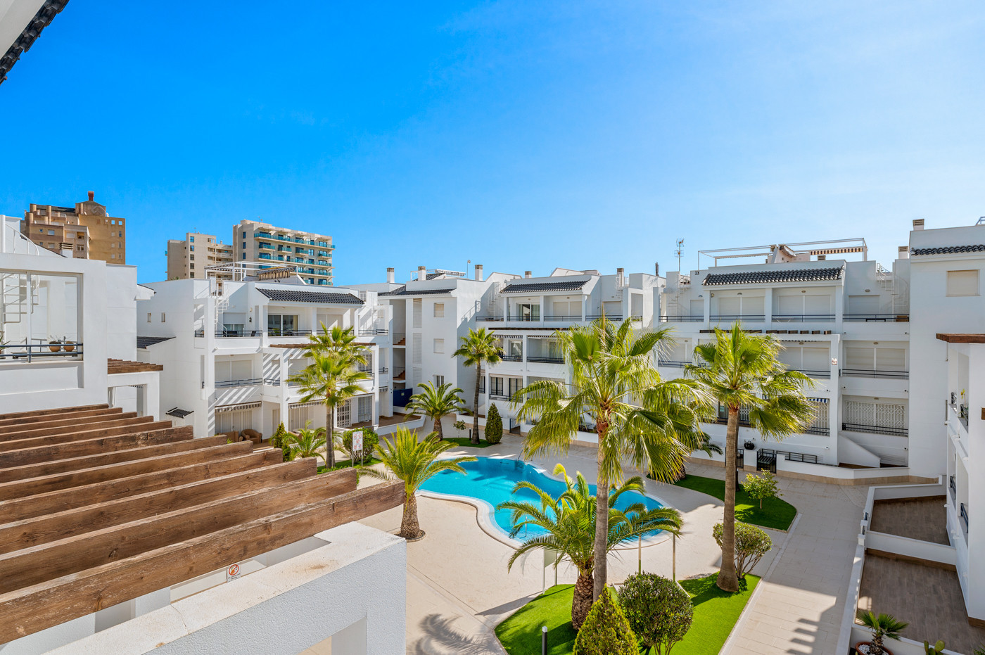 2 Bed, 2 Bath, ApartmentFor Sale, Torrevieja, Alicante